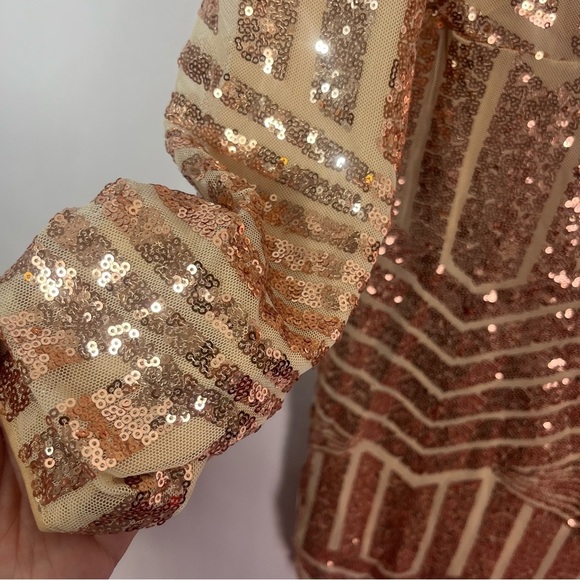 Miss Ord Women’s V Neck Bodycon Gold SeQuin Cocktail Dress Sz Medium NWT - Picture 4 of 7